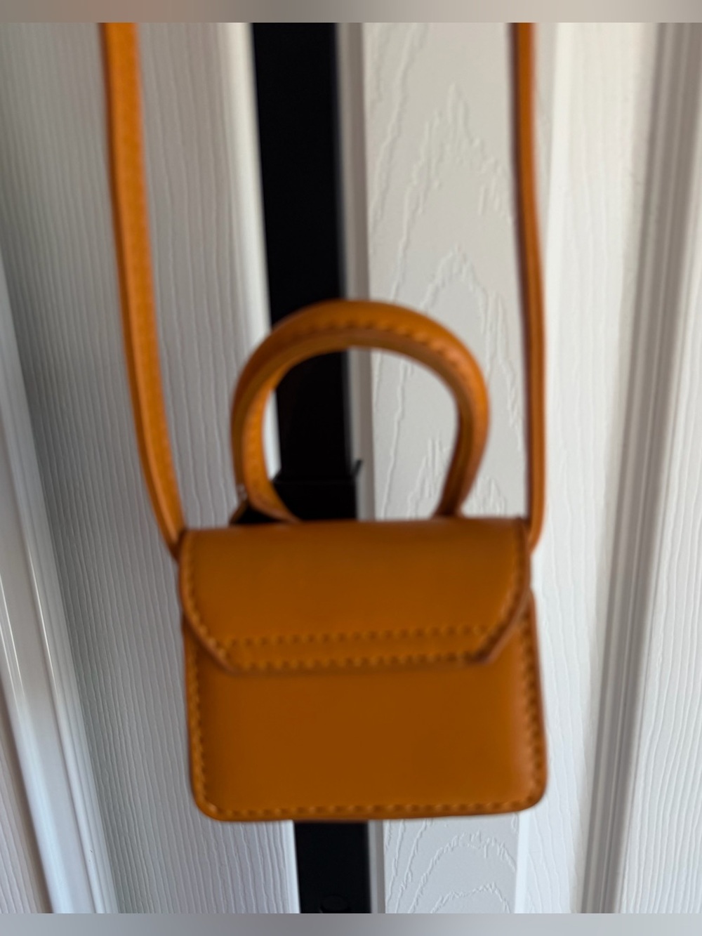 Luxury Handle Mini J Bag - Picture 4 of 10